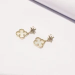 Kolczyki miedziane, białe koniczynki, gwiazdka